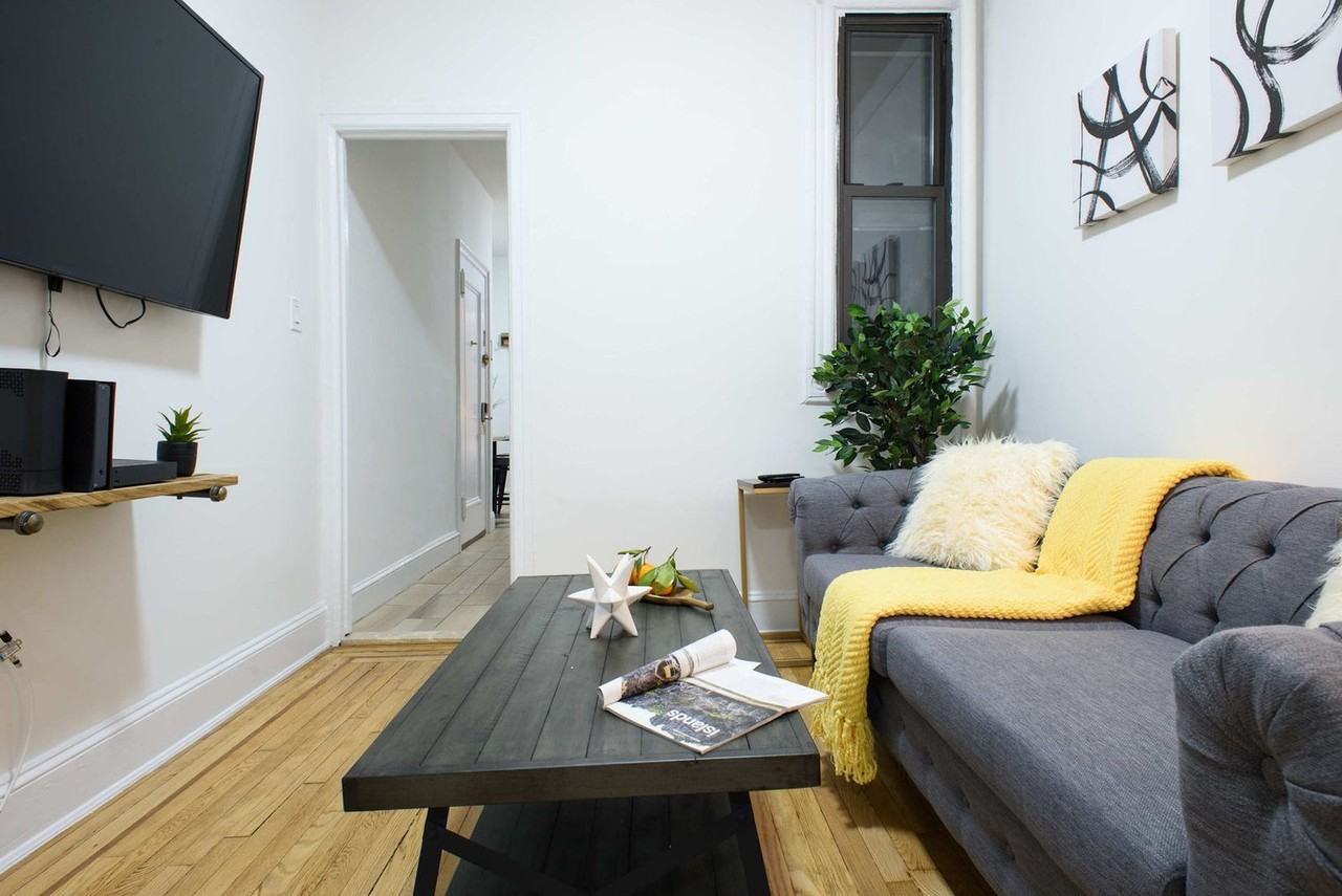 1567 York Ave #1021866P - Photo 4 of 50