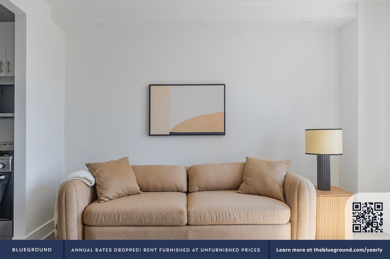 45 W 81st St #2008 - Photo 3 of 22