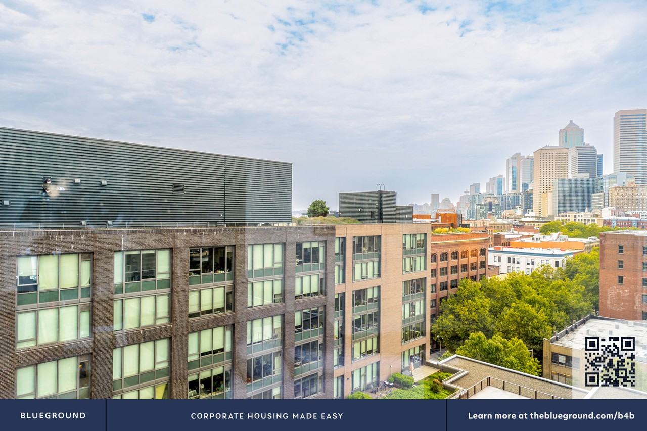 521 Stadium Place South - Photo 6 of 29