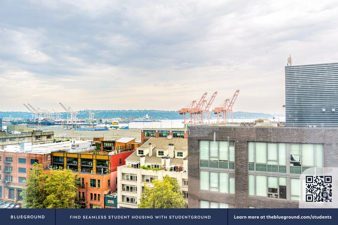 521 Stadium Place South - Photo 7 of 29