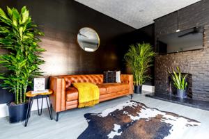 featured image of 309 W 4th Ave