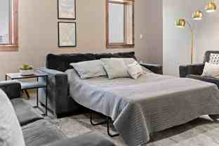 301 E Walnut St - Photo 1 of 1