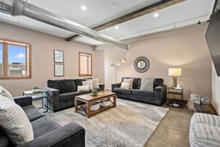 301 East Walnut Street - Photo 1 of 1