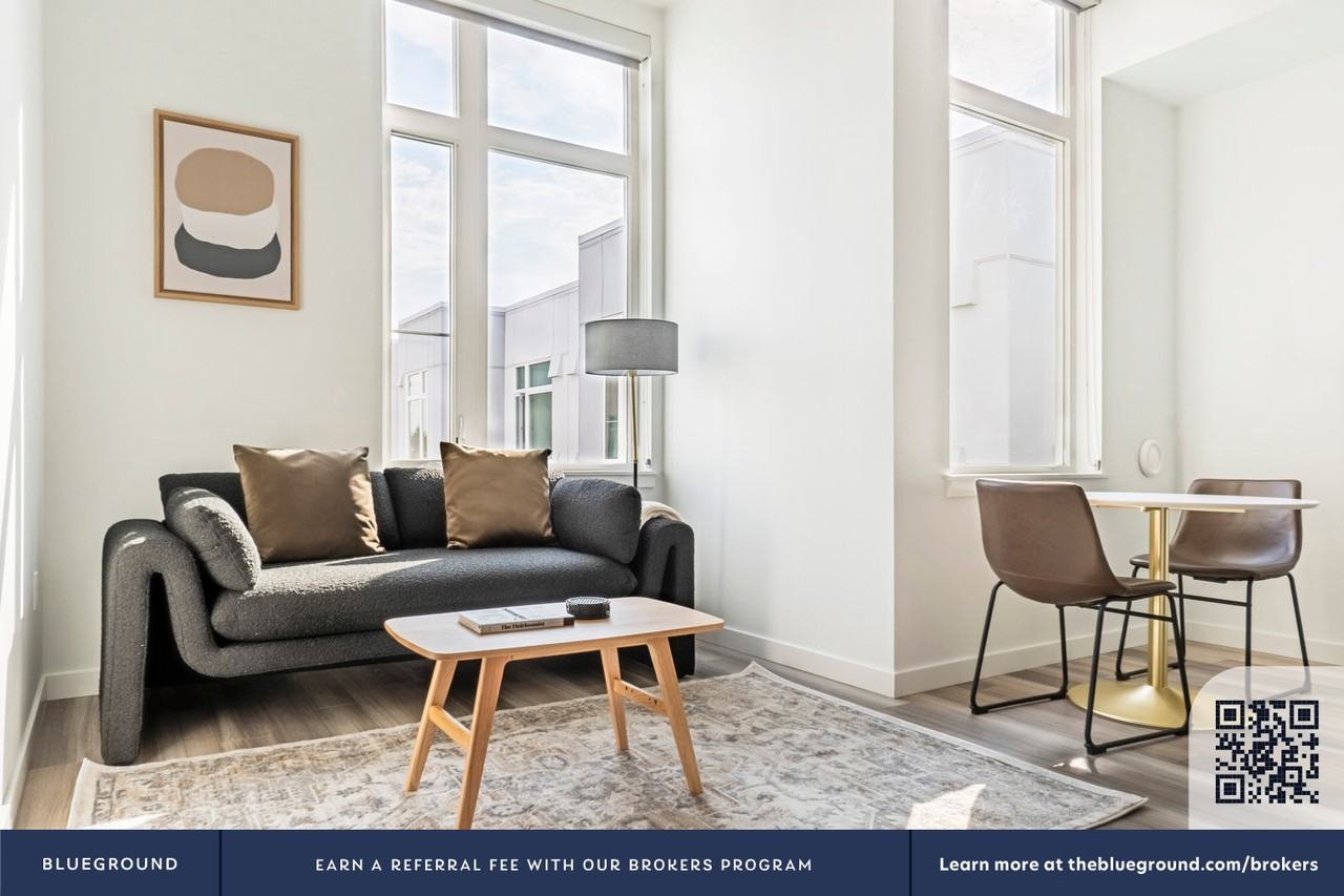 8709 161st Ave Ne #923 - Photo 5 of 33