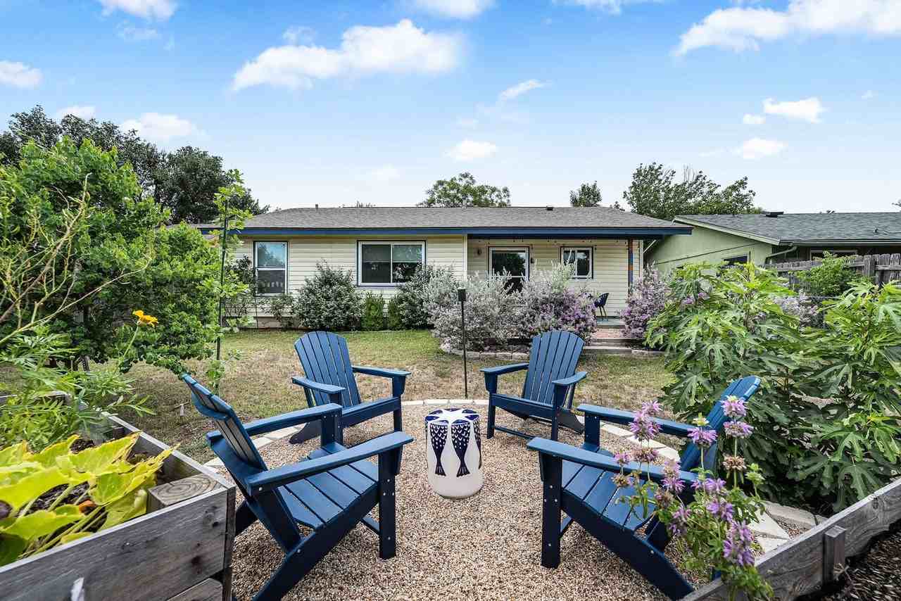 5909 Cherry Loop #1292403P - Photo 5 of 35