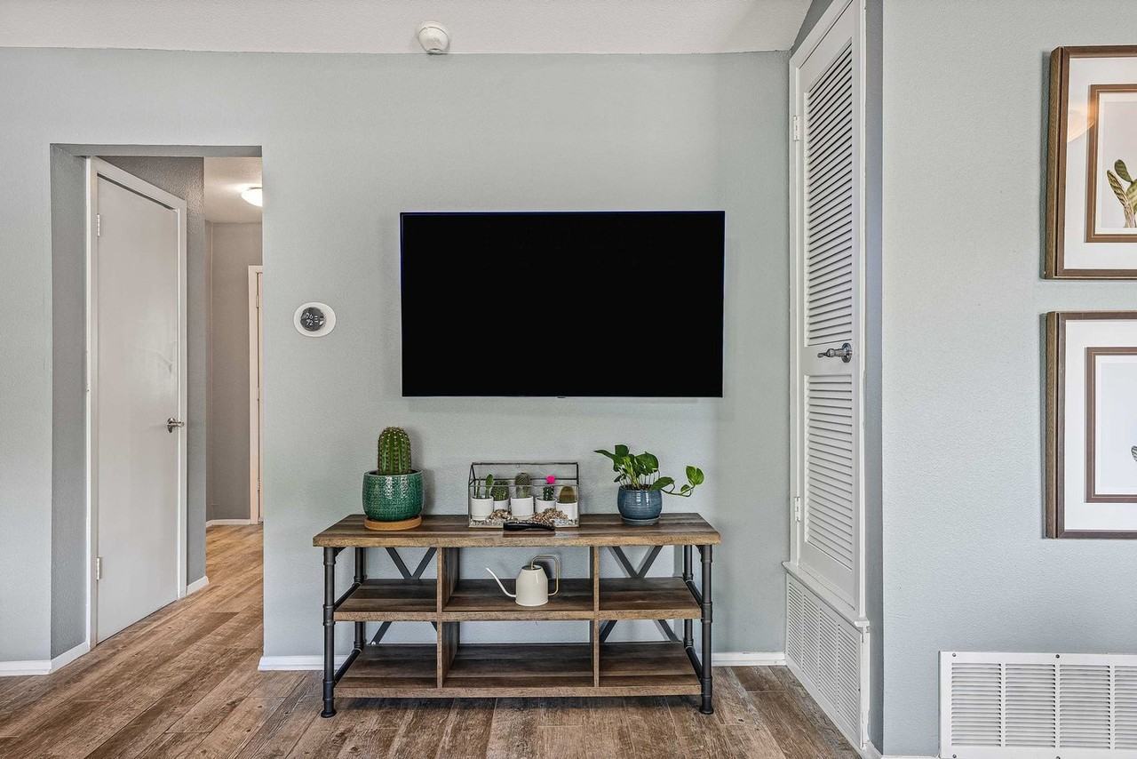 5909 Cherry Loop #1292403P - Photo 4 of 35