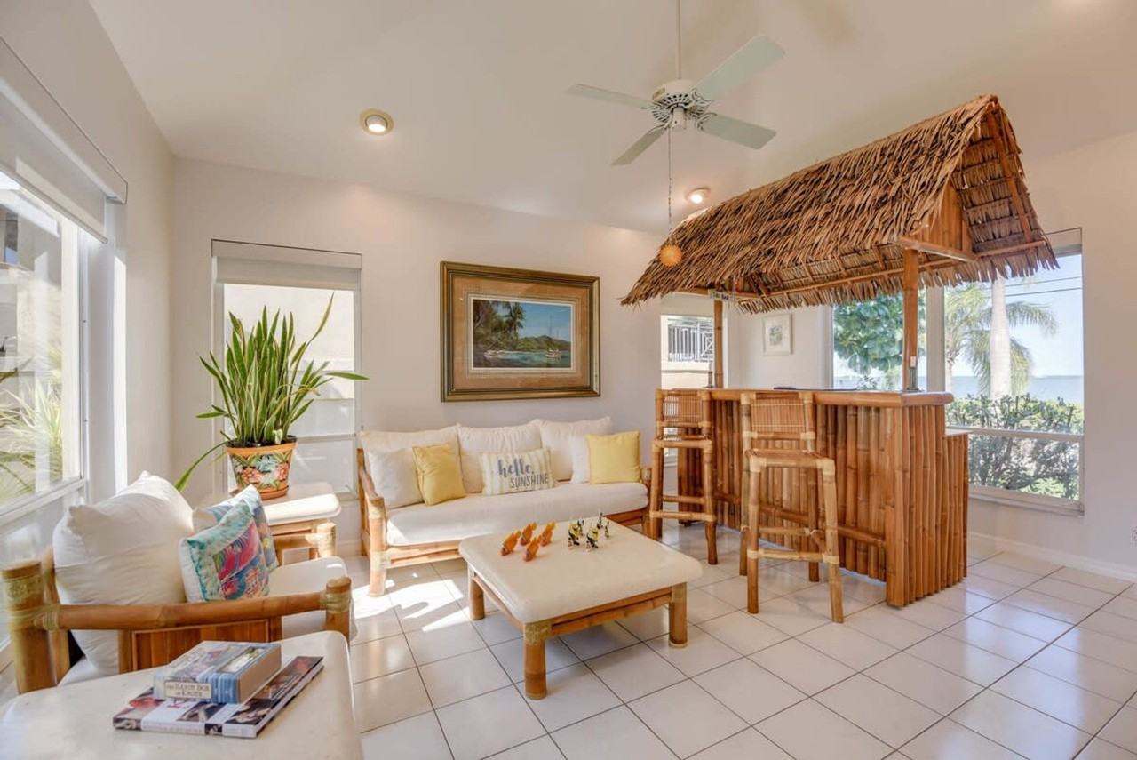 8 Floral Ave #1297832P - Photo 4 of 37