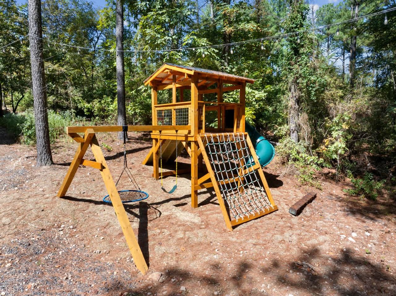 25 Eagle Pine Lane #1294668P - Photo 6 of 47