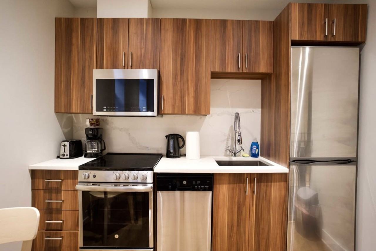 3536 Rue Durocher #1294667P - Photo 2 of 19