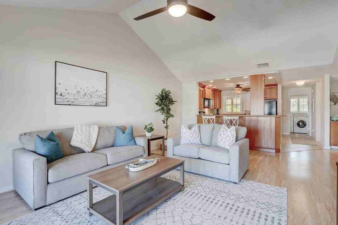 1501 Chesapeake Ave #1296208P - Photo 3 of 38