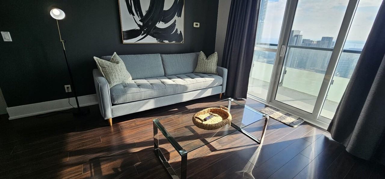 99 Windsor St #1295479P - Photo 2 of 36