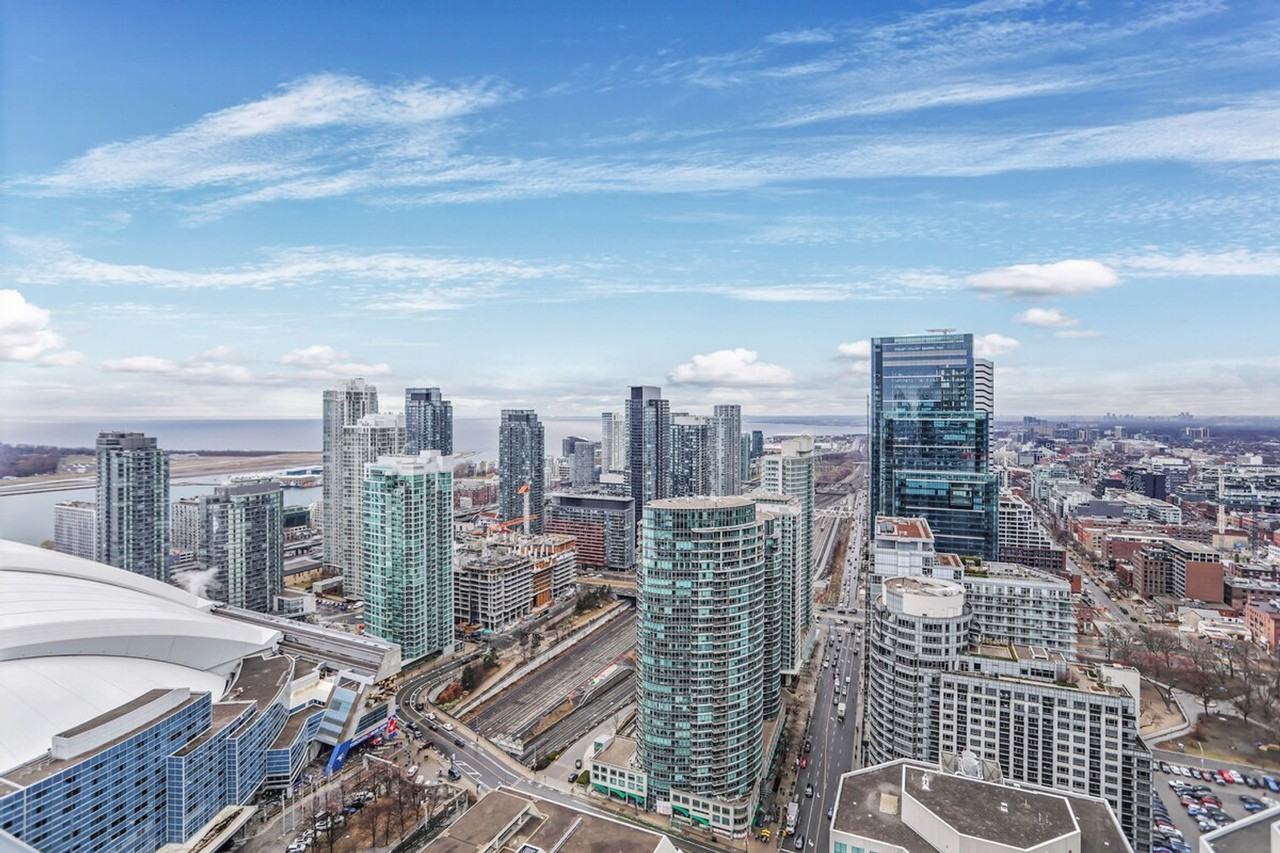 99 Windsor St #1295479P - Photo 5 of 36