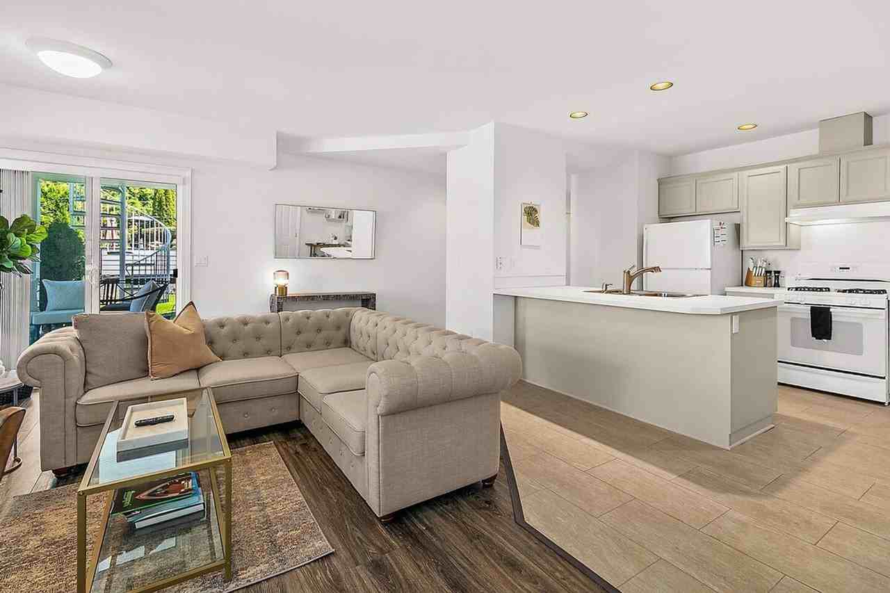 2615 N Starr St #1296631P - Photo 5 of 32