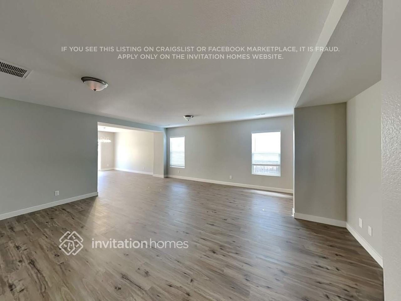 5964 Raleigh Cir - Photo 4 of 17