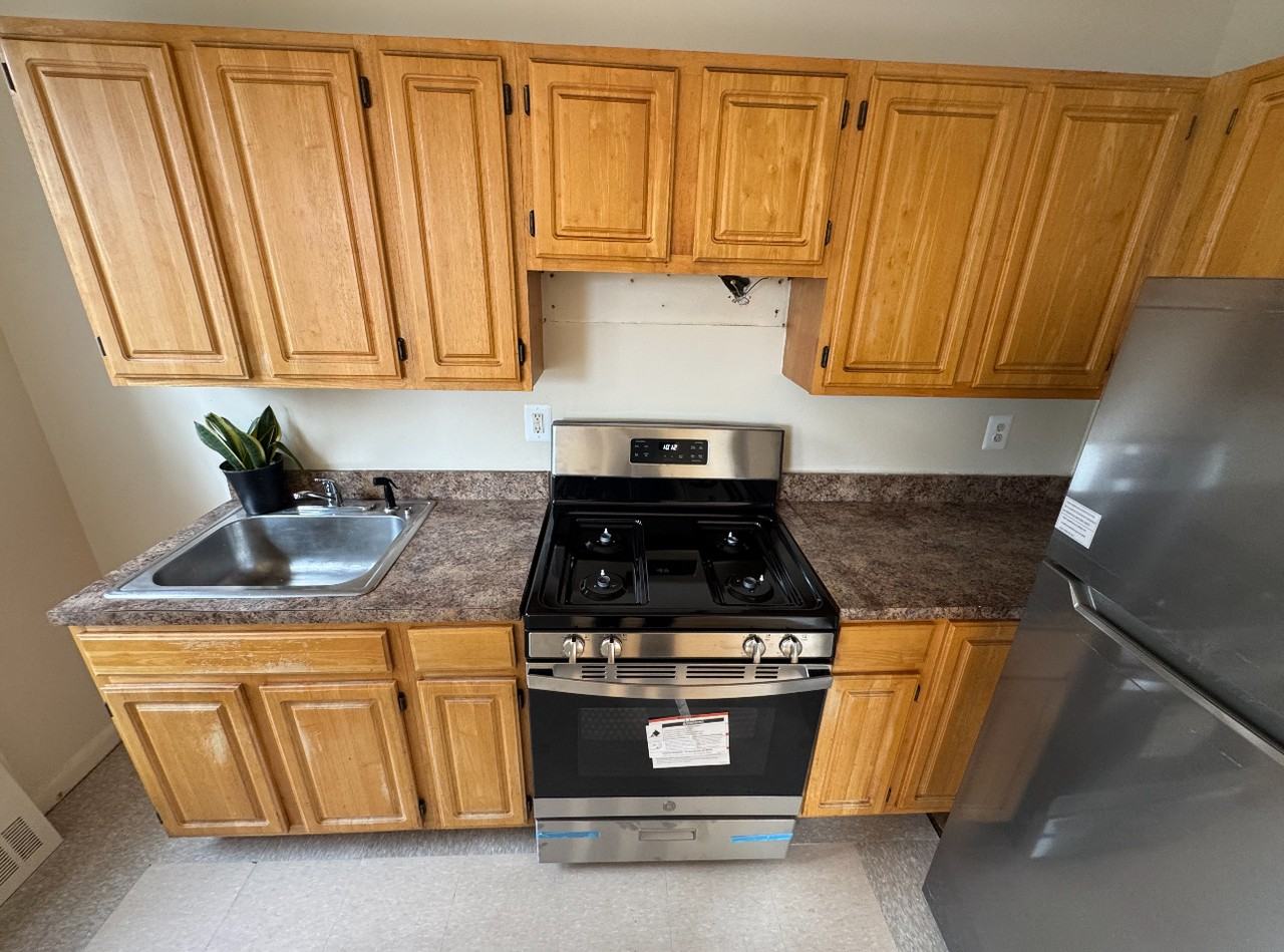 147 Hancock Street - Photo 3 of 3