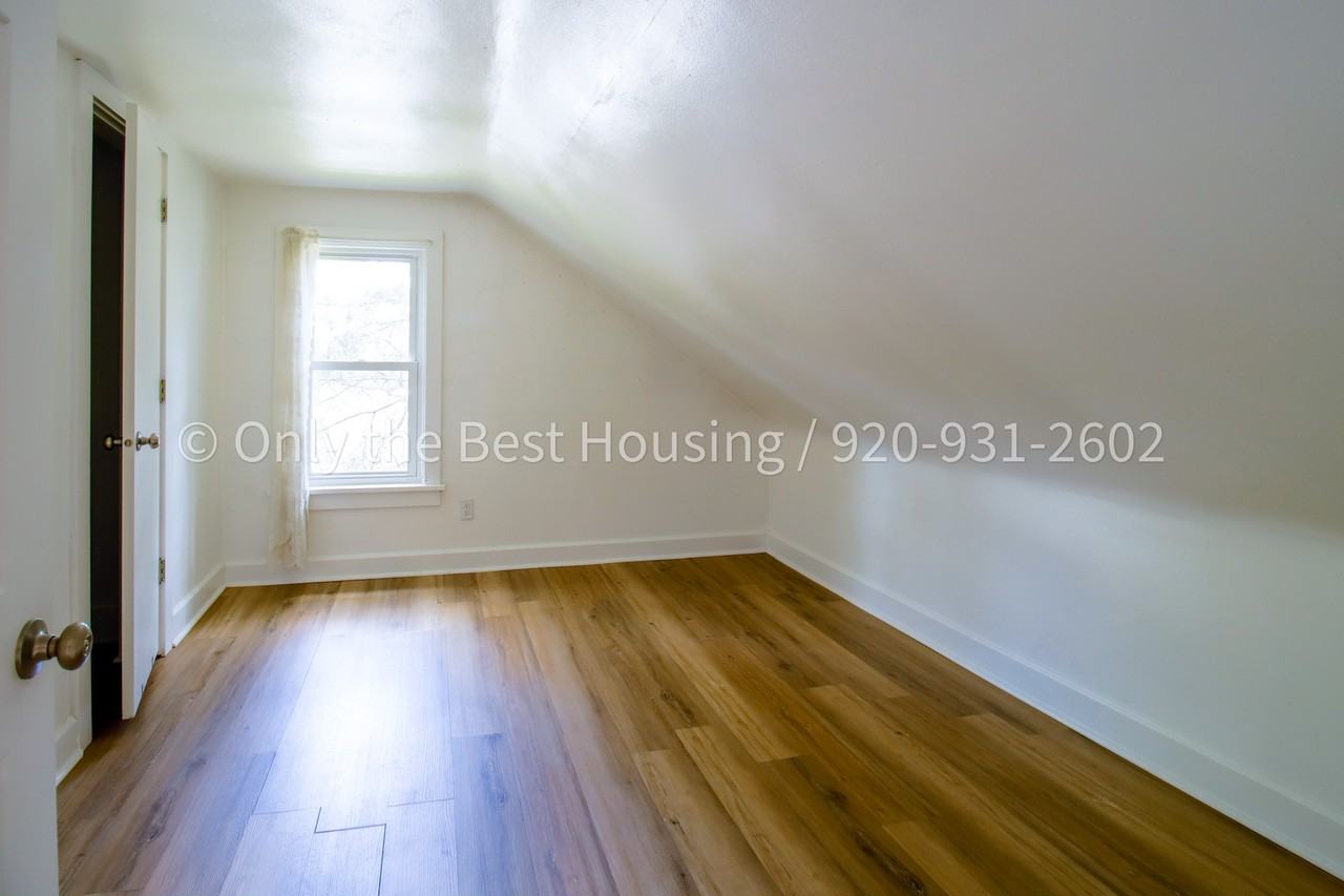 919 Wright Street - Photo 5 of 7