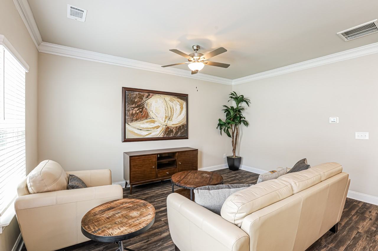 64 Riley Cir - Photo 3 of 44