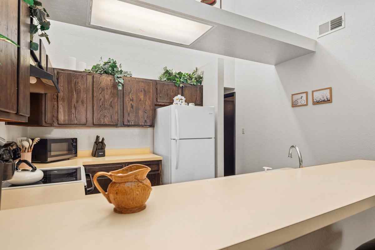 103 Niblic Ct - Photo 7 of 24