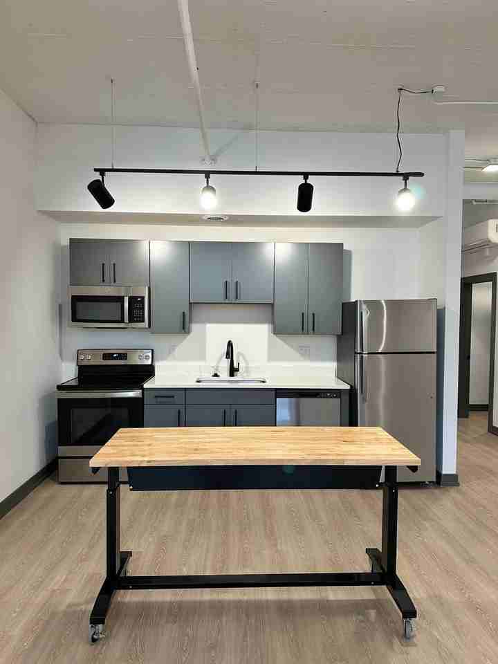 Ivy Lofts - Photo 3 of 16