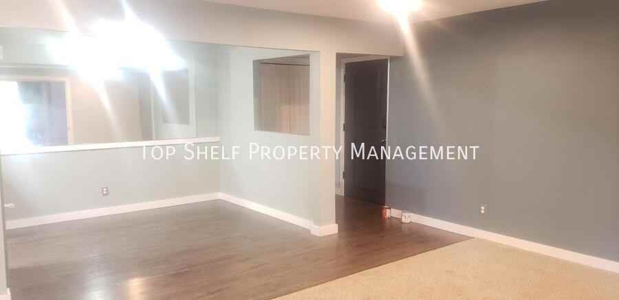 9513 University Avenue #8 - Photo 5 of 12