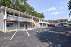 1724 Ashley Hall Road #N - Photo 1 of 1