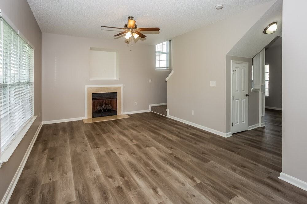 1938 Olsen Ln - Photo 4 of 15