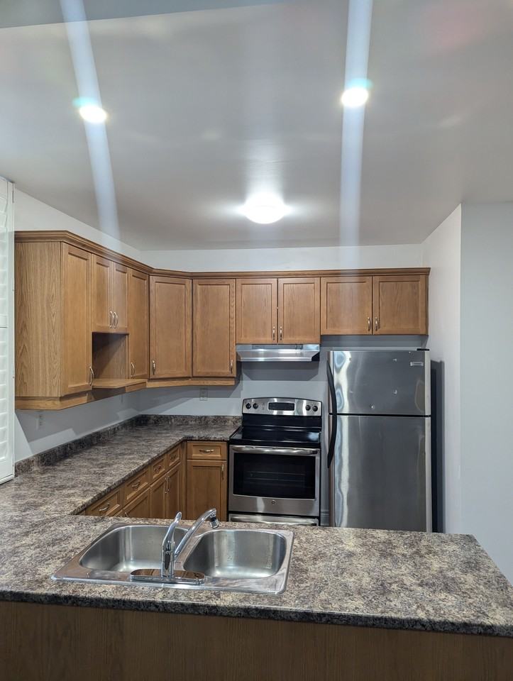 519 Richmond Street #2 - Photo 5 of 12