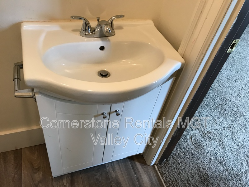 264 College St Se #2 - Photo 3 of 10