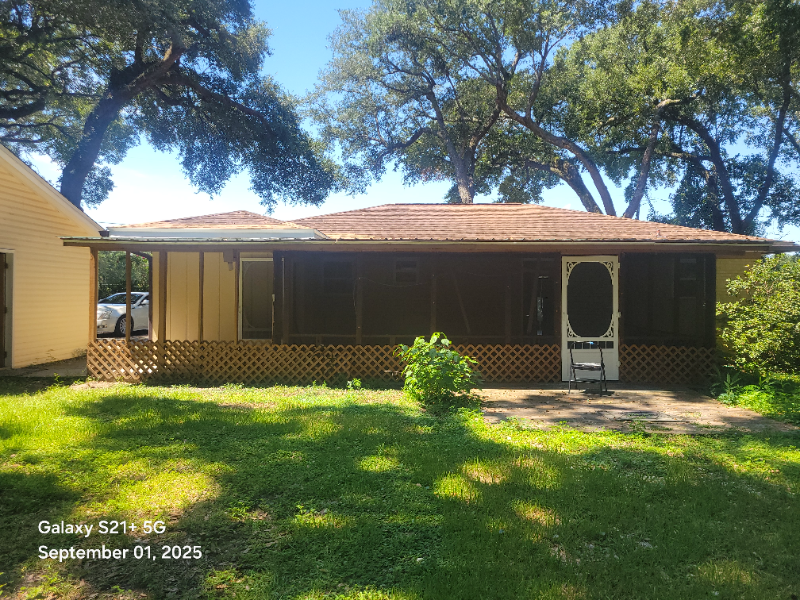 6590 Dewrell Sq - Photo 6 of 18