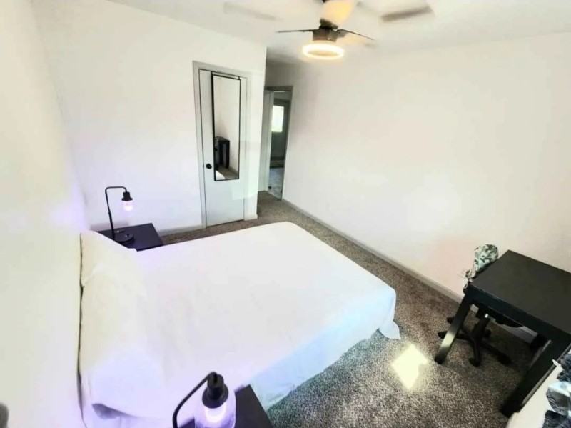 909 Greencove Dr - Photo 5 of 12