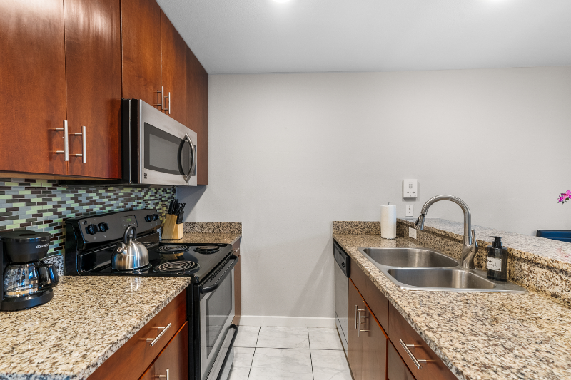 202 N Fremont Ave #7 - Photo 3 of 20