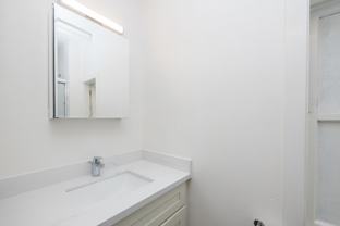 240 Grand - Photo 1 of 1