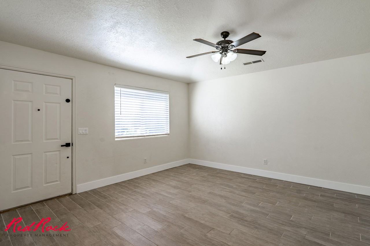 441 Sunland Dr #6 - Photo 3 of 50