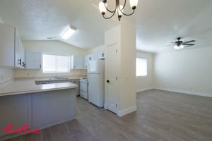 featured image of 441 Sunland Dr #6