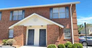 featured image of 220 Lanier Dr