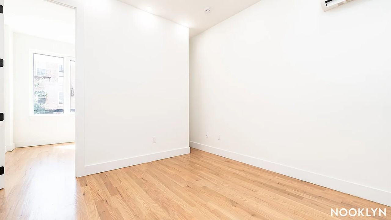 489 Grand St #2B - Photo 6 of 10