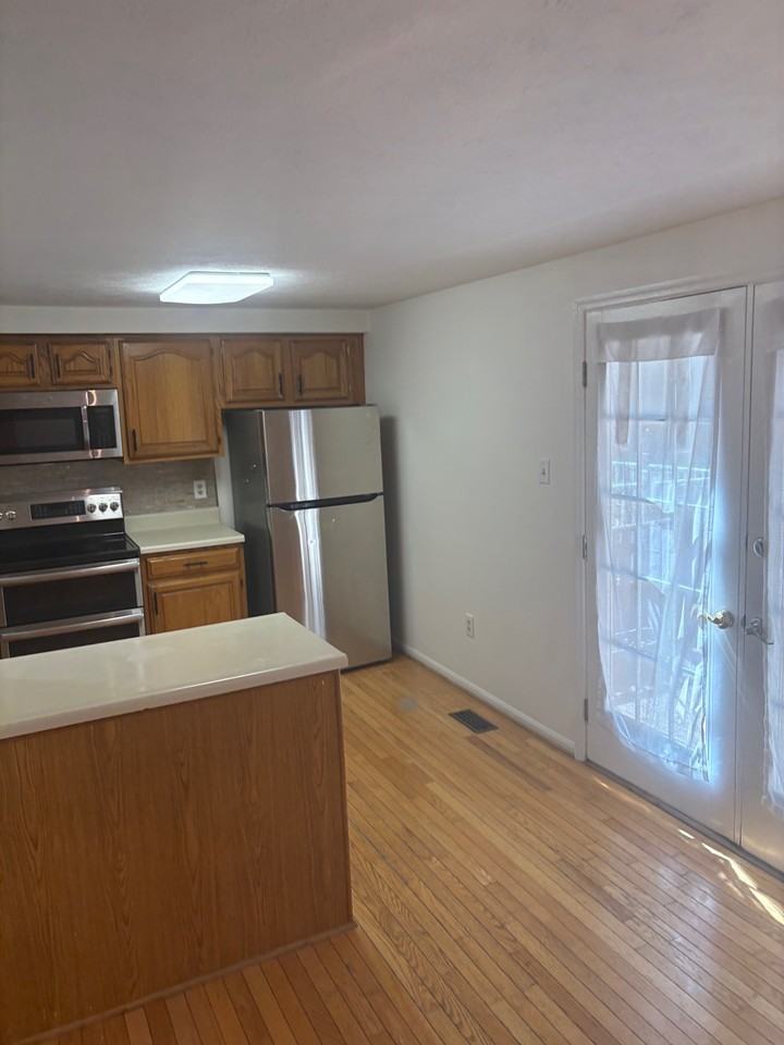 8974 Chesapeake Lighthouse Dr - Photo 5 of 12