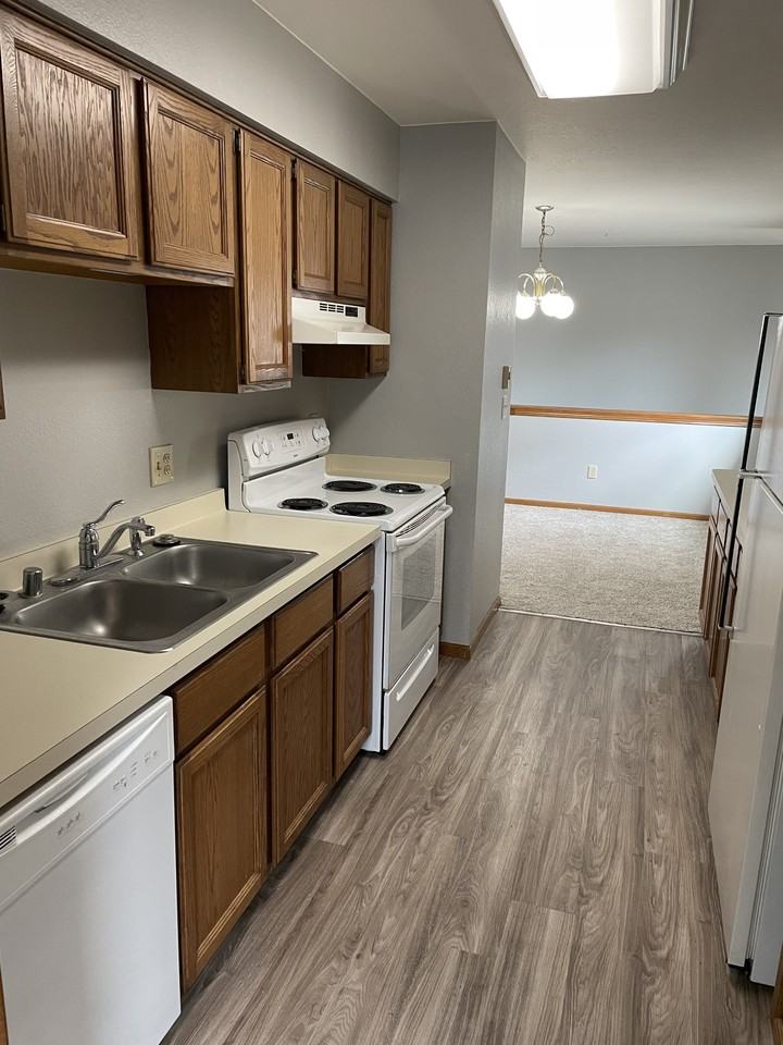 1438 W 2nd Ave #1438 - Photo 2 of 9