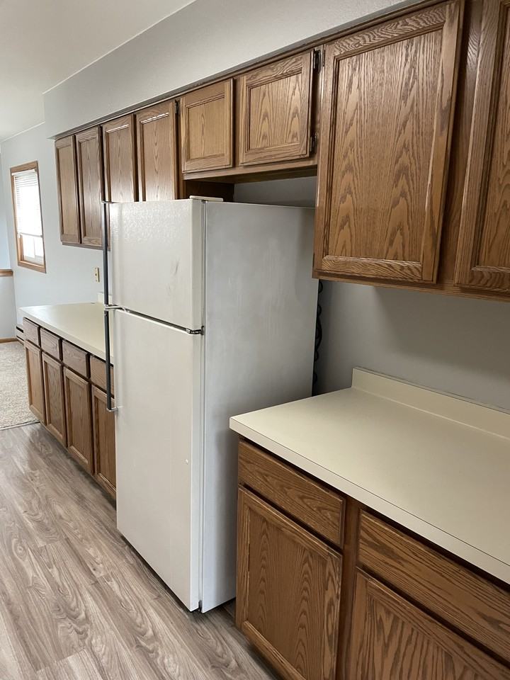 1438 W 2nd Ave #1438 - Photo 3 of 9