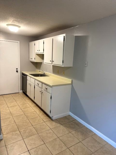 4 Post Oak Ln #14 - Photo 5 of 10