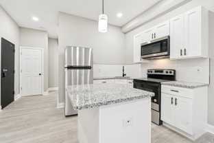 916 N Arlington Ave #2 - Photo 1 of 1