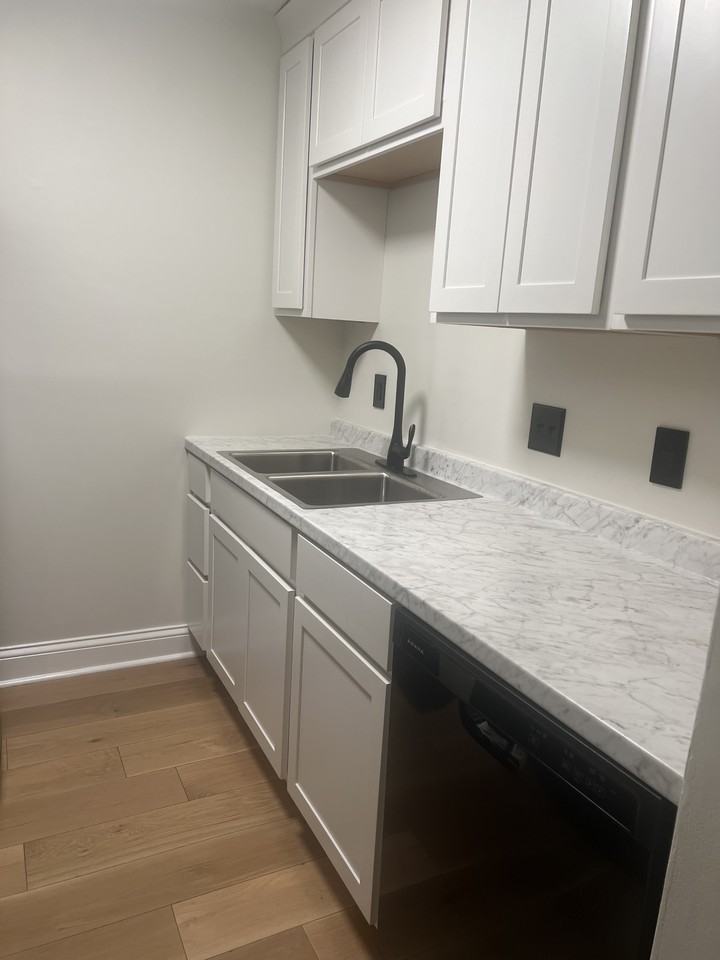 1310 Louisville Rd #36 - Photo 6 of 19