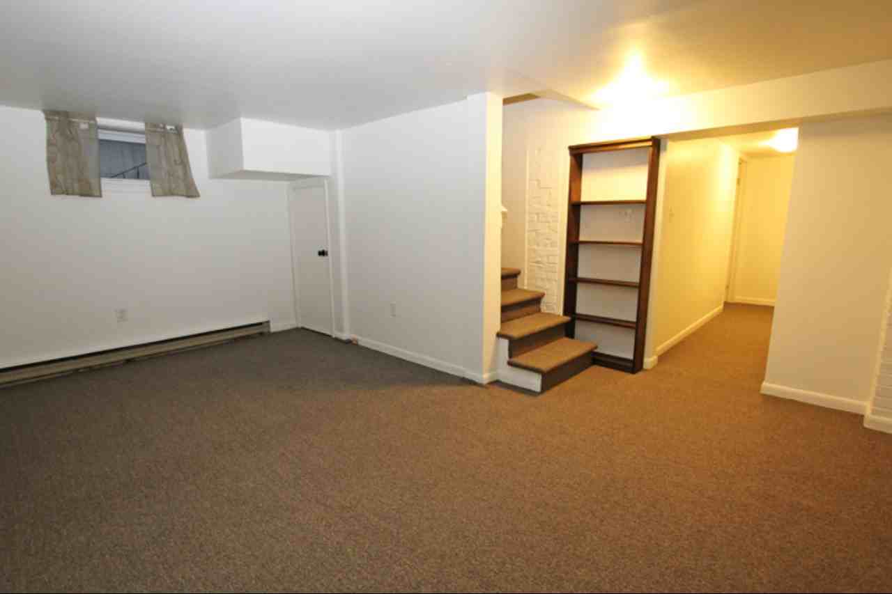 210 West Green Street #B - Photo 2 of 10