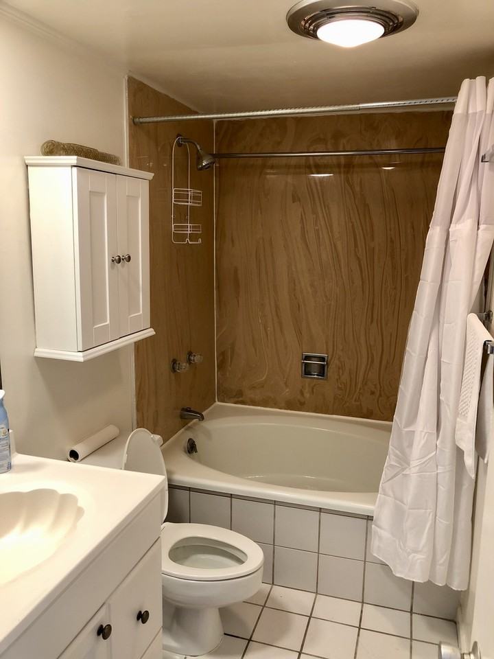 121 Lakeside Villa #121 - Photo 5 of 8