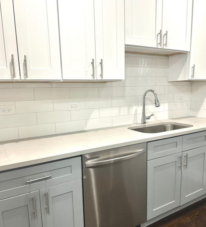 N Lakewood Ave & W Rosemont Ave - Photo 4 of 7