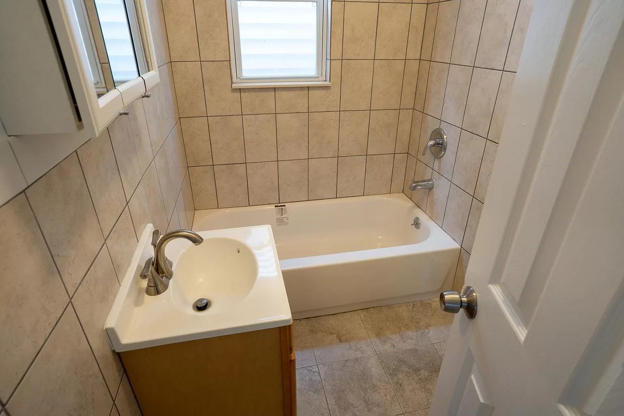 5 Stewart Pl #2 - Photo 7 of 16