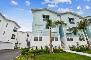 featured image of 3874 Pompano Dr Se #3874