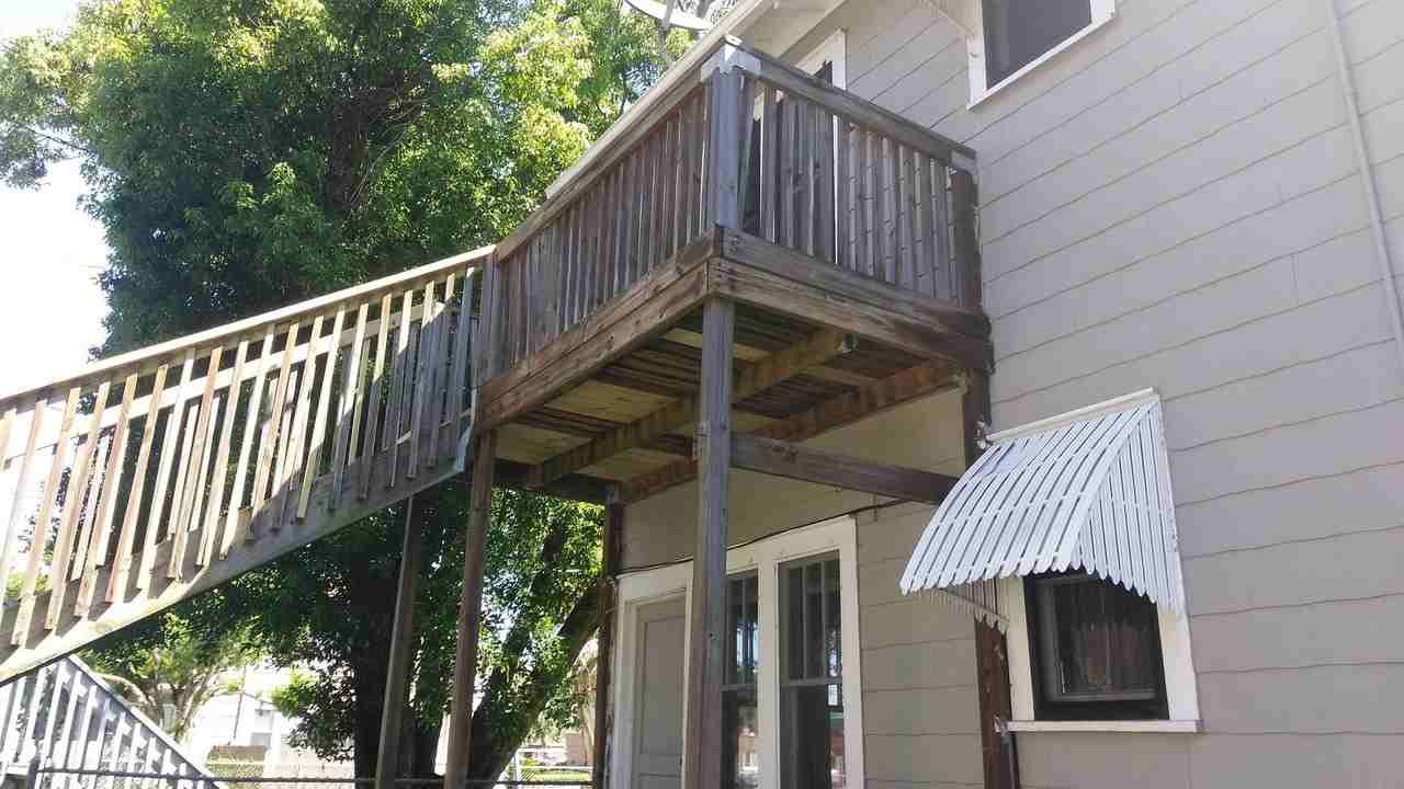 342 S Segrave St - Photo 7 of 13