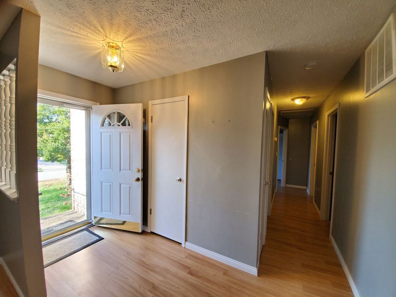 9211 N Pirogue Ct - Photo 7 of 36