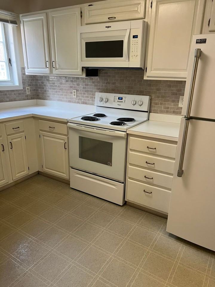 6732 Kenwood Forest Ln - Photo 3 of 20